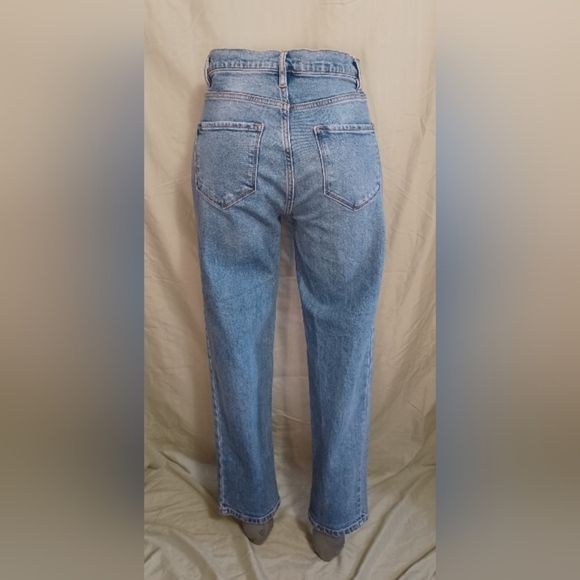 A Fashion Nova Got It From My Mama Acid Wash Blue Jeans - Picture 4 of 8